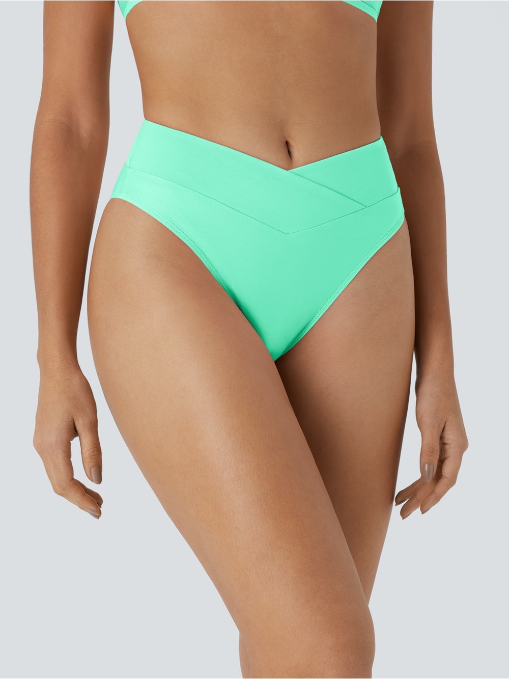 HALARA High-Waist V-Front Bikini Bottoms in Mint